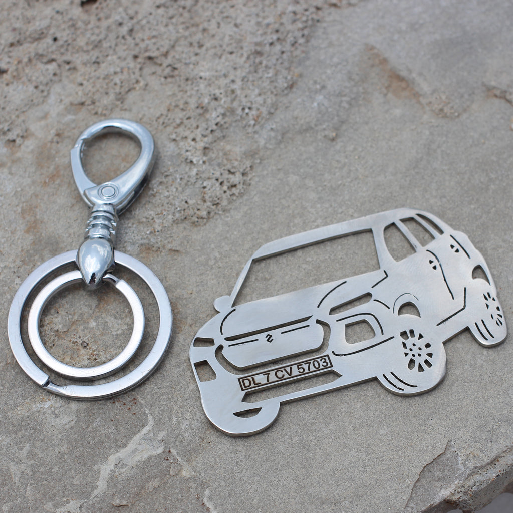 Customized car keychain side pose