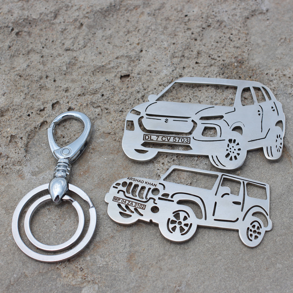 Customized car keychain side pose