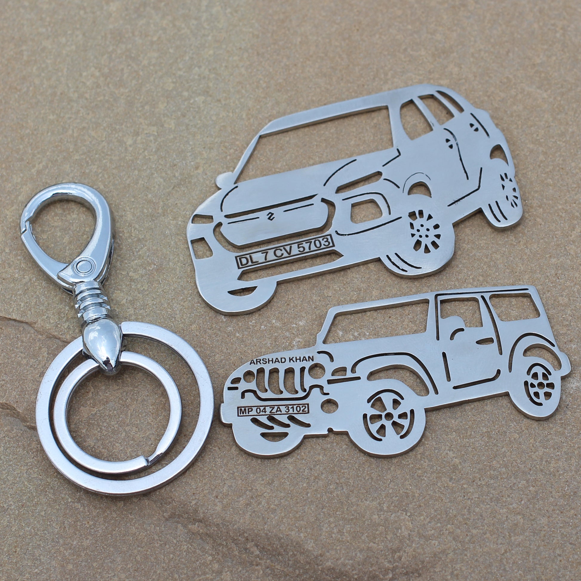 Customized car keychain side pose