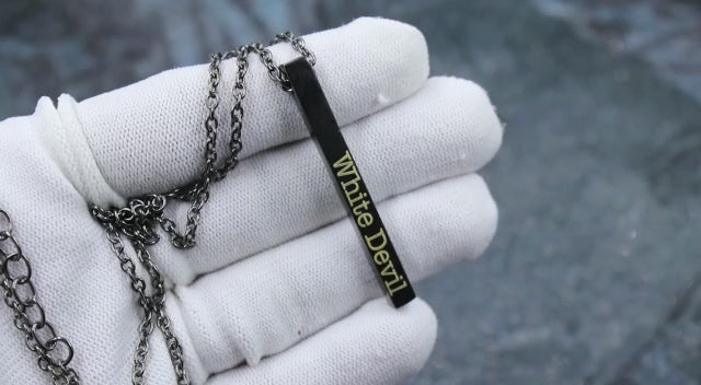 Customized bar necklace